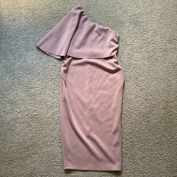 ASOS DESIGN Maternity One shoulder Cape Midi Dress (Size 4) - Picture 3 of 5
